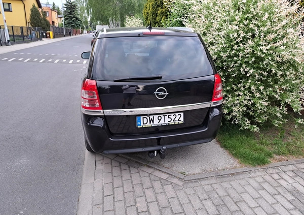 Opel Zafira cena 25000 przebieg: 191000, rok produkcji 2011 z Wrocław małe 407
